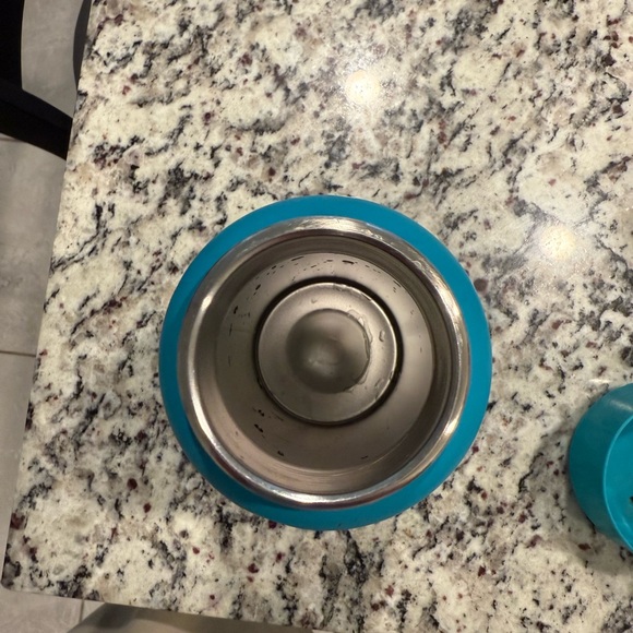 Hydro Flask Blue Water Bottle - Picture 5 of 7